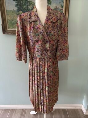ILGWU (Union Made) Vintage-Inspired Paisley Women’s Dress in Multi-Color